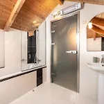 Kristalia In Apartman Anafonítria