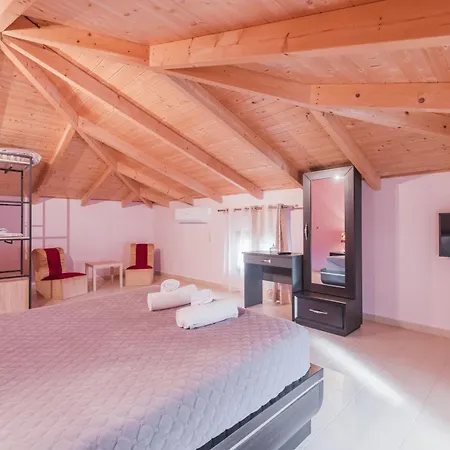 Apartment Kristalia In Anafonitria