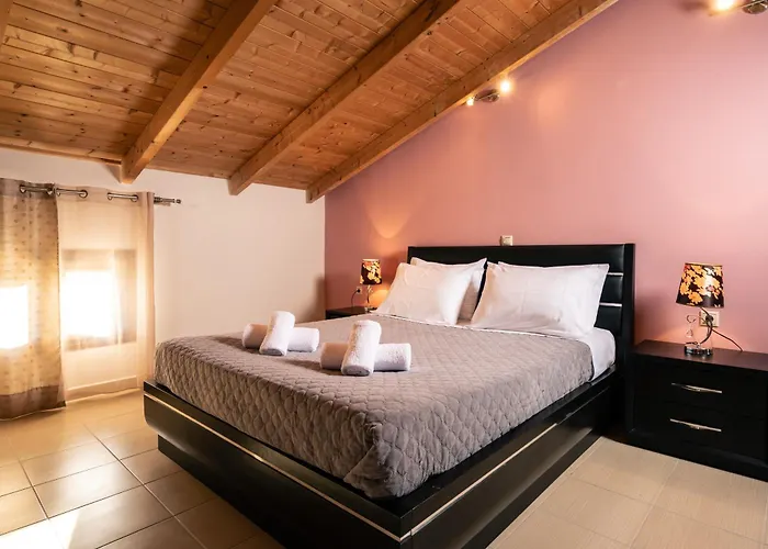 Kristalia In * Anafonítria