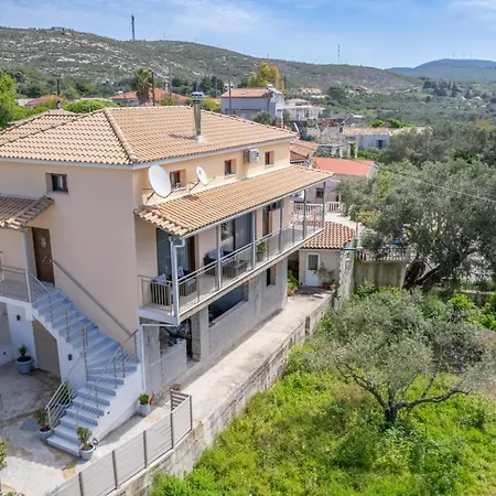 Kristalia In Anafonítria