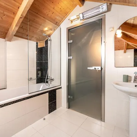 Kristalia In Apartman Anafonítria